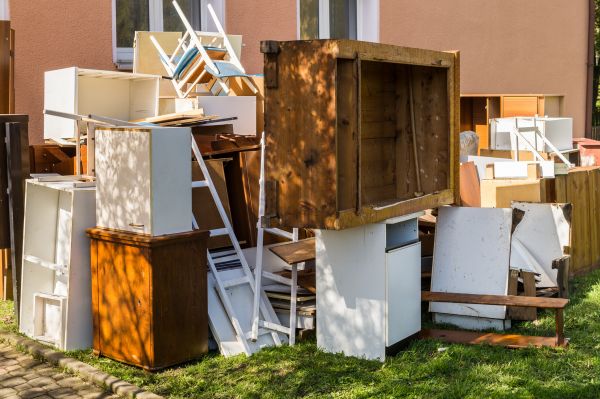 Professional Junk Haul Away Service