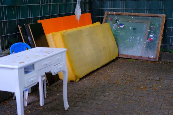 Professional Old Furniture Disposal